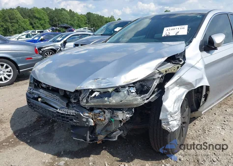 2015 Honda Accord Lx z USA, uszkodzony, nr VIN 1HGCR2F38FA187136